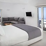 Seven - Adults Only 4*