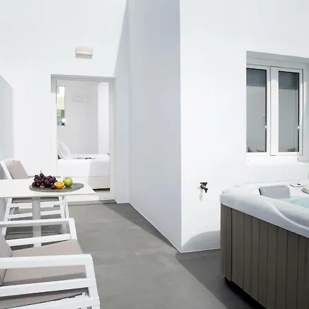 Seven - Adults Only 3* Μεγαλοχώρι
