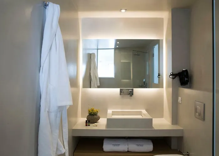 Seven - Adults Only Pensión