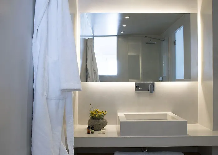 Seven - Adults Only Megalohóri